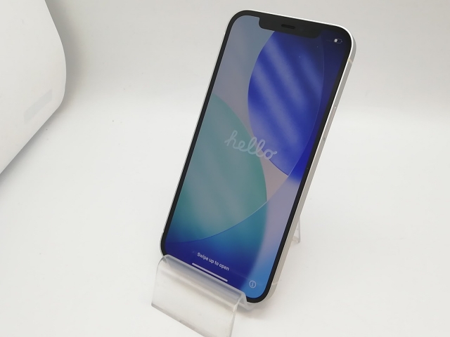 中古】Apple docomo 【SIMロック解除済み】 iPhone 12 64GB ホワイト