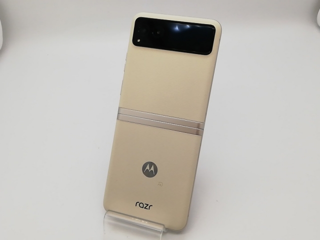 【中古】MOTOROLA SoftBank 【SIMフリー】 motorola razr 40s バニラクリーム 8GB 256GB A303MO【アリオ倉敷】保証期間１ヶ月【ランクA】