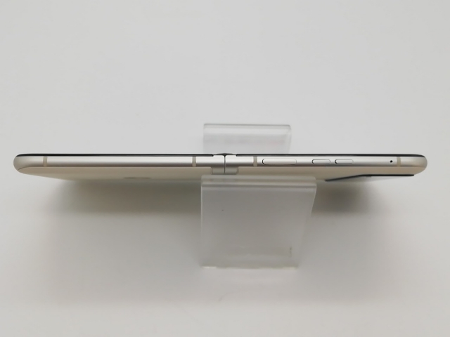 【中古】MOTOROLA SoftBank 【SIMフリー】 motorola razr 40s バニラクリーム 8GB 256GB A303MO【アリオ倉敷】保証期間１ヶ月【ランクA】_5