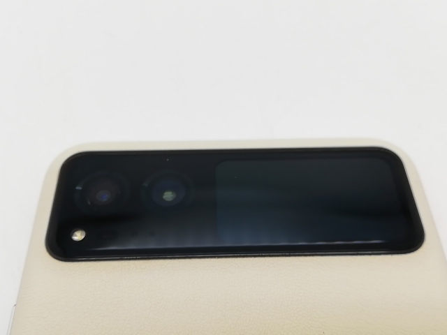 【中古】MOTOROLA SoftBank 【SIMフリー】 motorola razr 40s バニラクリーム 8GB 256GB A303MO【アリオ倉敷】保証期間１ヶ月【ランクA】_6