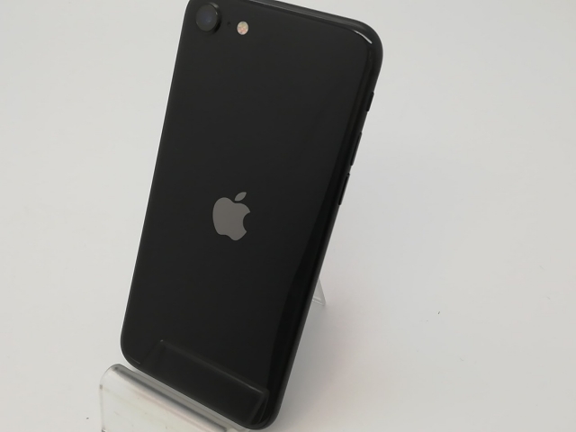 【中古】Apple docomo 【SIMロック解除済み】 iPhone SE（第2世代） 64GB ブラック MHGP3J/A（後期型番）【アリオ倉敷】保証期間１ヶ月【ランクA】