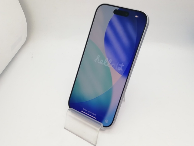 中古】Apple 国内版 【SIMフリー】 iPhone 17 256GB ラベンダー MG6A4J 