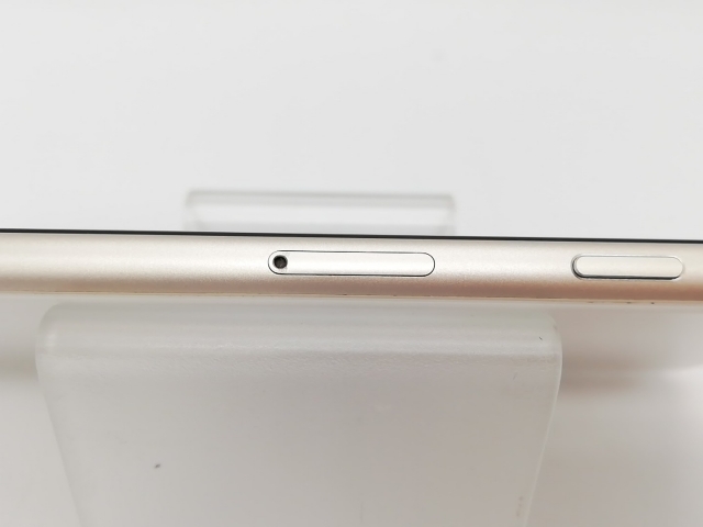 【中古】Apple ymobile 【SIMフリー】 iPhone SE（第3世代） 128GB スターライト MMYG3J/A【アリオ倉敷】保証期間１ヶ月【ランクB】_5