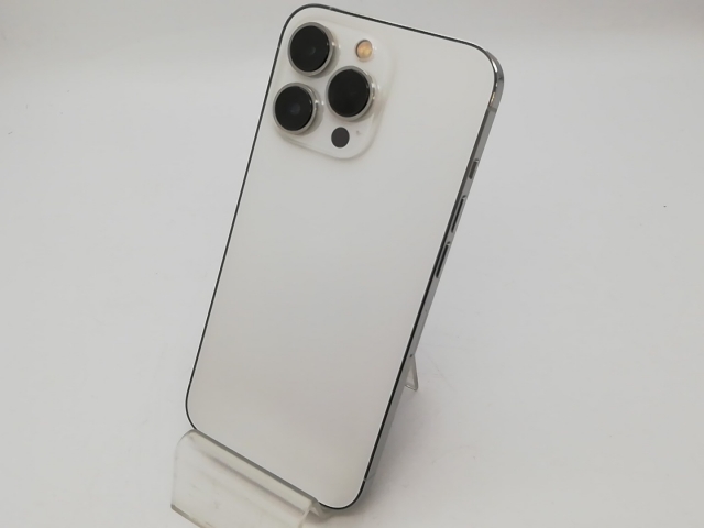 【中古】Apple docomo 【SIMフリー】 iPhone 13 Pro 256GB シルバー MLUP3J/A【アリオ倉敷】保証期間１ヶ月【ランクB】 55,188円