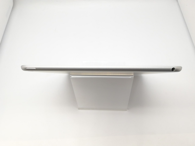 【中古】Apple 【Wi-Fi】 iPad Air（第3世代/2019） 256GB シルバー MUUR2J/A【アリオ倉敷】保証期間１ヶ月【ランクC】_3