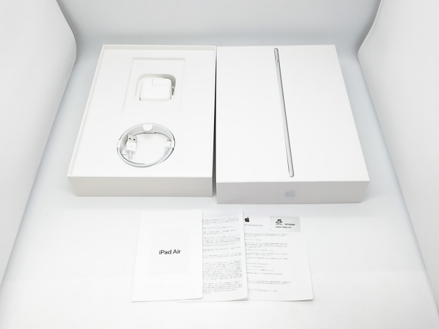 【中古】Apple 【Wi-Fi】 iPad Air（第3世代/2019） 256GB シルバー MUUR2J/A【アリオ倉敷】保証期間１ヶ月【ランクC】_7
