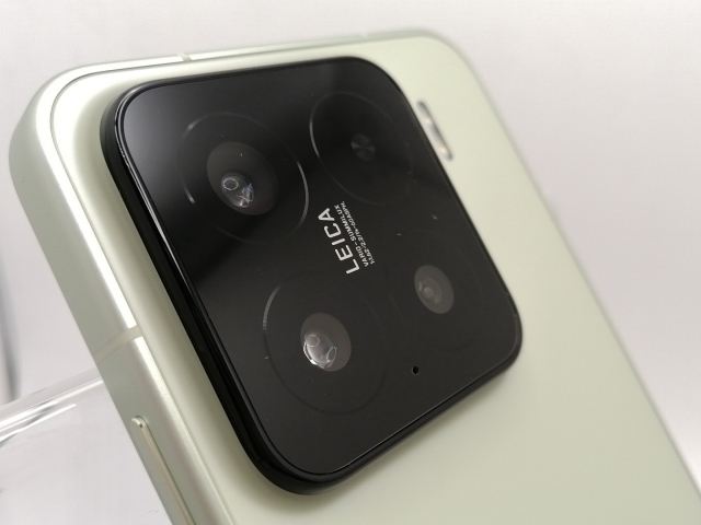 【中古】Xiaomi 国内版【SIMフリー】 Xiaomi 15 グリーン 12GB 256GB【川崎駅前】保証期間１ヶ月【ランクA】