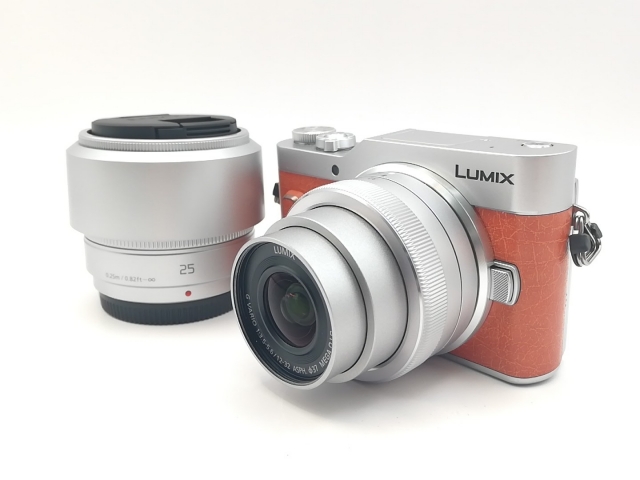中古】Panasonic LUMIX GF10 ダブルレンズキット DC-GF10W-D オレンジ 