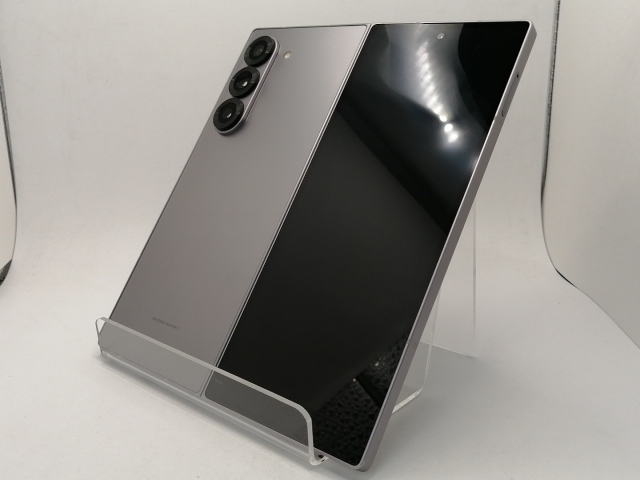 【中古】SAMSUNG au 【SIMフリー】 Galaxy Z Fold6 シルバーシャドウ 12GB 256GB SCG28【川崎駅前】保証期間１ヶ月【ランクB】