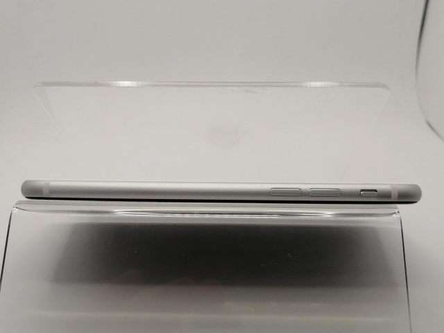 【中古】Apple docomo 【SIMロック解除済み】 iPhone SE（第2世代） 64GB ホワイト MHGQ3J/A（後期型番）【川崎駅前】保証期間１ヶ月【ランクC】_5
