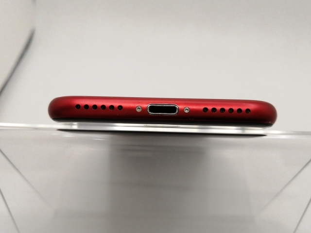 【中古】Apple docomo 【SIMロックあり】 iPhone 8 64GB (PRODUCT)RED Special Edition MRRY2J/A【川崎駅前】保証期間１ヶ月【ランクB】_4