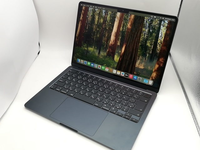 【中古】Apple MacBook Air 13インチ M3(CPU:8C/GPU:10C) 8GB/512GB ミッドナイト MRXW3J/A (13インチ M3 2024)【川崎駅前】保証期間１ヶ月【ランクA】