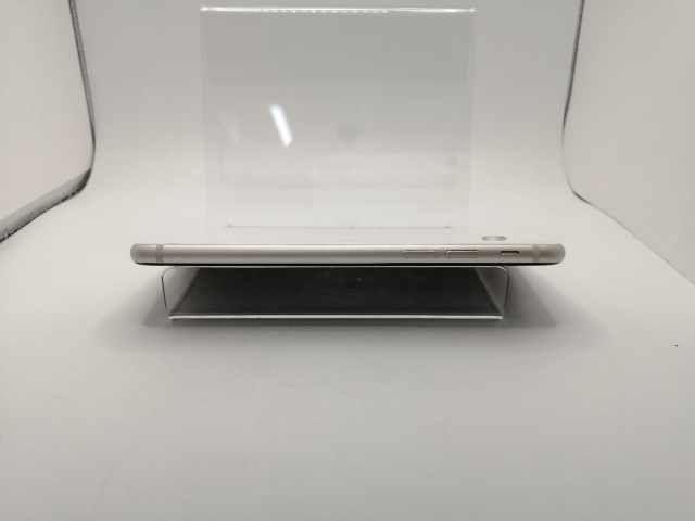 【中古】Apple 国内版 【SIMフリー】 iPhone SE（第3世代） 128GB スターライト MMYG3J/A【川崎駅前】保証期間１ヶ月【ランクB】_5