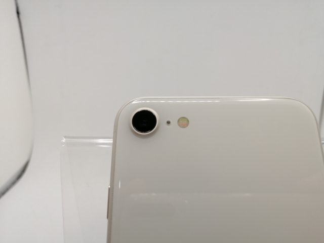 【中古】Apple 国内版 【SIMフリー】 iPhone SE（第3世代） 128GB スターライト MMYG3J/A【川崎駅前】保証期間１ヶ月【ランクB】_6