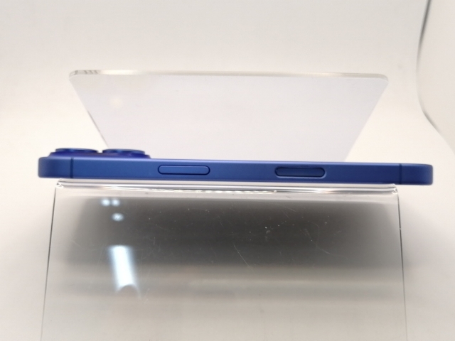 【中古】Apple 楽天モバイル 【SIMフリー】 iPhone 16 128GB ウルトラマリン MYDU3J/A【川崎駅前】保証期間１ヶ月【ランクA】_4