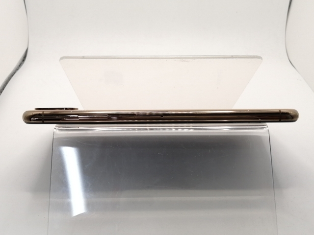 【中古】Apple docomo 【SIMロックあり】 iPhone XS Max 512GB ゴールド MT702J/A【川崎駅前】保証期間１ヶ月【ランクC】_4