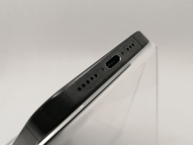 【中古】Apple 国内版 【SIMフリー】 iPhone 15 Pro 256GB ブラックチタニウム MTUC3J/A【川崎駅前】保証期間１ヶ月【ランクB】_8