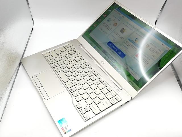 中古】Fujitsu LIFEBOOK CH CH75/E3 FMVC75E3G ベージュゴールド 【i5 