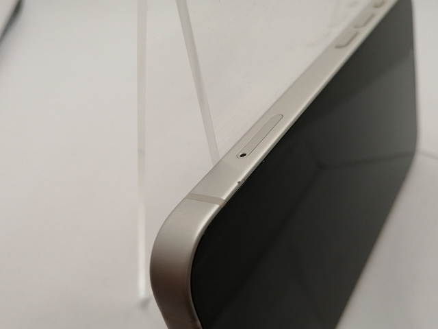 【中古】Apple au 【SIMフリー】 iPhone 13 mini 128GB スターライト MLJE3J/A【川崎駅前】保証期間１ヶ月【ランクC】_8