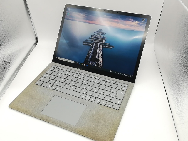 【中古】Microsoft Surface Laptop (i5 8G 256G) DAG-00106【川崎駅前】保証期間１ヶ月【ランクC】