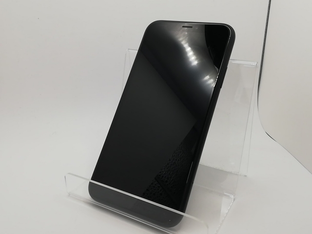 【中古】Apple docomo 【SIMロック解除済み】 iPhone XR 64GB ブラック MT002J/A【川崎駅前】保証期間１ヶ月【ランクC】_1