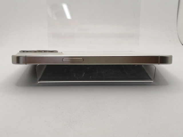 【中古】Apple 国内版 【SIMフリー】 iPhone 15 Pro 128GB ホワイトチタニウム MTU83J/A【川崎駅前】保証期間１ヶ月【ランクB】_3