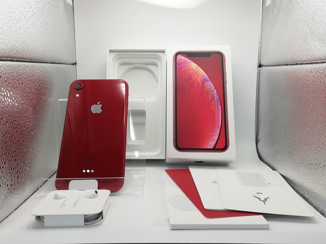 携帯電話、スマートフォン OK864 SIMフリー iPhoneXR レッド 64GB