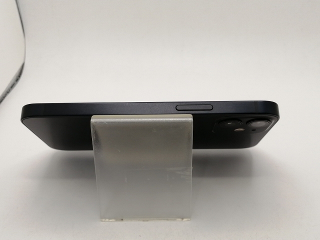 【中古】Apple docomo 【SIMロック解除済み】 iPhone 12 mini 128GB ブラック MGDJ3J/A【川崎駅前】保証期間１ヶ月【ランクA】_4