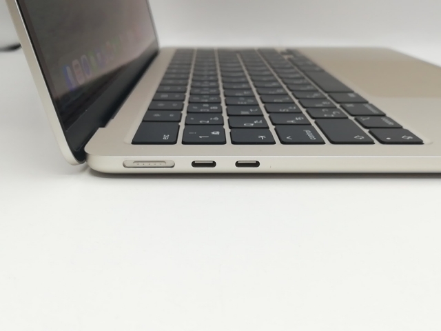 【中古】Apple MacBook Air 13インチ CTO (M3,2024) スターライト M3(CPU:8C/GPU:10C)/24G/2T【川崎駅前】保証期間１ヶ月【ランクA】_4