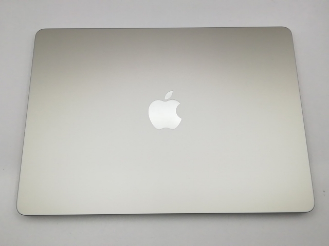 【中古】Apple MacBook Air 13インチ CTO (M3,2024) スターライト M3(CPU:8C/GPU:10C)/24G/2T【川崎駅前】保証期間１ヶ月【ランクA】_5