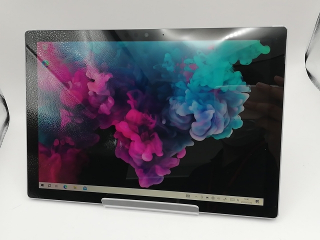 【中古】Microsoft Surface Pro (第5世代) (i5 8G 256G)【川崎駅前】保証期間１ヶ月【ランクC】_1