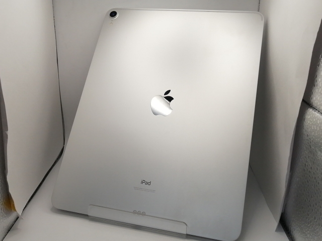 【中古】Apple 【Wi-Fi】 12.9インチ iPad Pro（第3世代/2018） 256GB シルバー MTFN2J/A【川崎駅前】保証期間１ヶ月【ランクC】