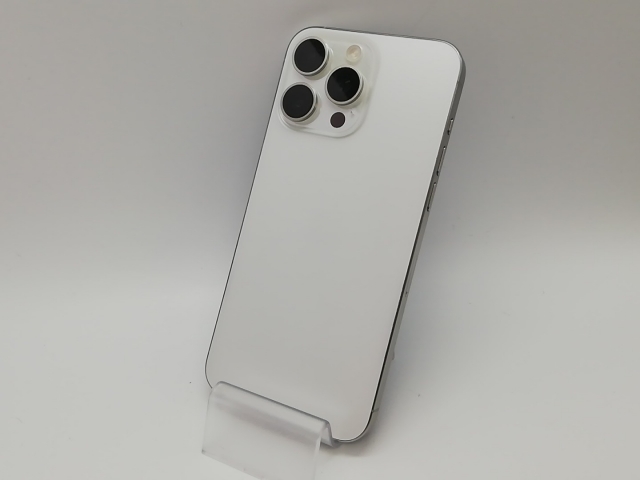 【中古】Apple 国内版 【SIMフリー】 iPhone 15 Pro Max 256GB ホワイトチタニウム MU6Q3J/A【府中ル・シーニュ】保証期間１ヶ月【ランクB】