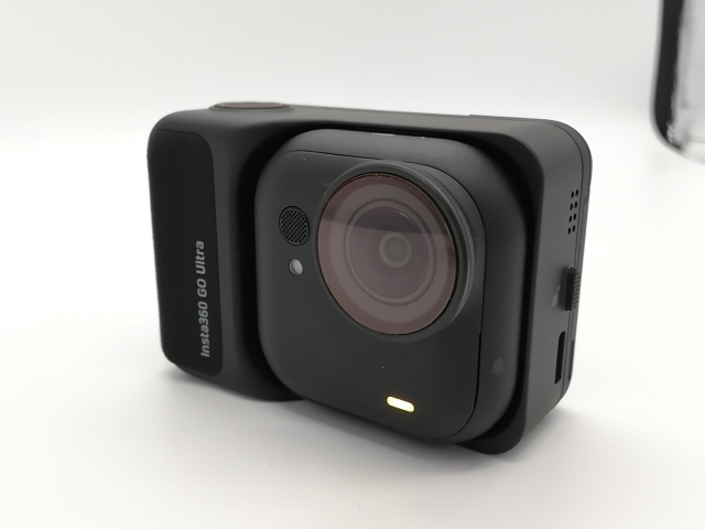 【中古】Shenzhen Arashi Vision Insta360 GO Ultra クリエイターキット [ミッドナイトブラック]【那珂川】保証期間１ヶ月【ランクA】