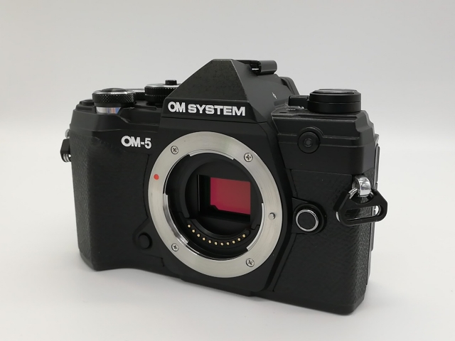 中古】OM SYSTEM OM SYSTEM OM-5 12-45mm F4.0 PRO レンズキット