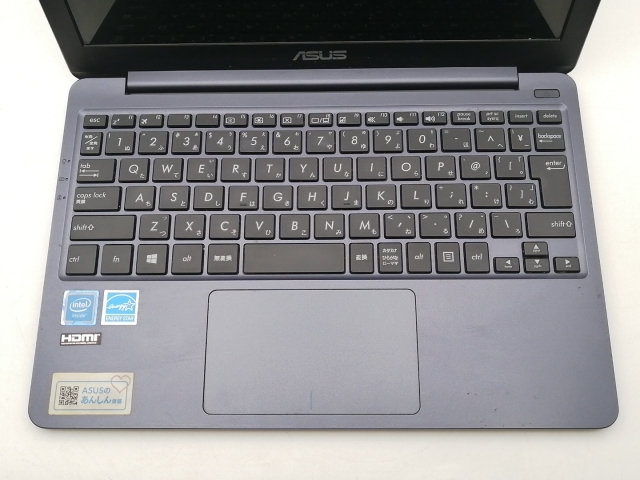 【中古】ASUS E203MA E203MA-4000G スターグレー【Celeron N4000 4G 64G(eMMC) WiFi 11LCD(1366x768)】【千葉】保証期間１週間【ランクC】_4
