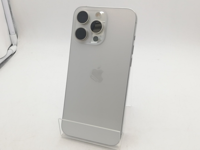 【中古】Apple docomo 【SIMフリー】 iPhone 15 Pro Max 512GB ホワイトチタニウム MU6V3J/A【池袋東口】保証期間１ヶ月【ランクC】