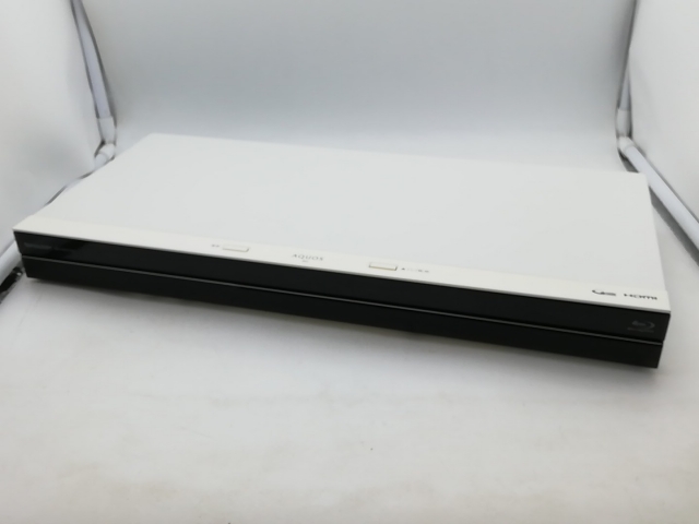 【中古】SHARP AQUOSブルーレイ BD-WW1100 [ホワイト系] （1TB/2016）【DS秋葉】保証期間１ヶ月【ランクC】