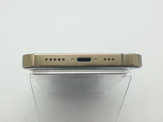 【中古】Apple SoftBank 【SIMロック解除済み】 iPhone 12 Pro 512GB ゴールド MGMH3J/A【柏】保証期間１週間【ランクC】_3