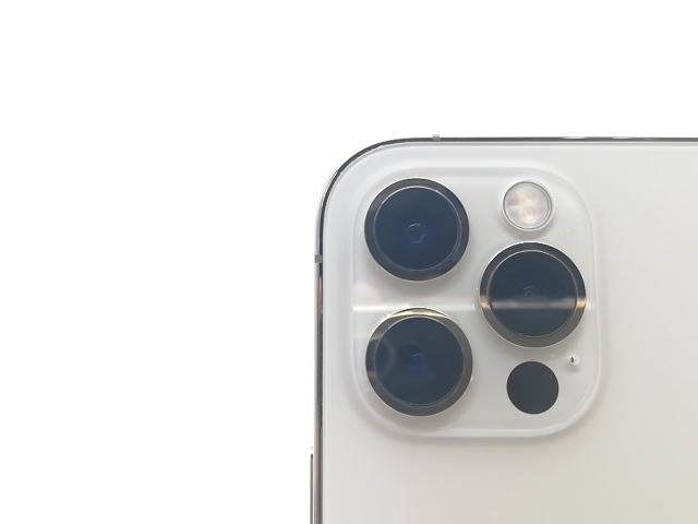 【中古】Apple SoftBank 【SIMロック解除済み】 iPhone 12 Pro 512GB ゴールド MGMH3J/A【柏】保証期間１週間【ランクC】_6