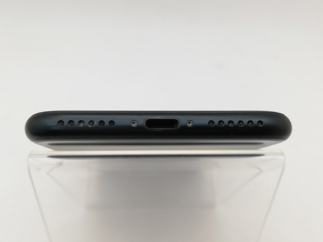 【中古】Apple SoftBank 【SIMフリー】 iPhone SE（第3世代） 128GB ミッドナイト MMYF3J/A【柏】保証期間１ヶ月【ランクB】_4