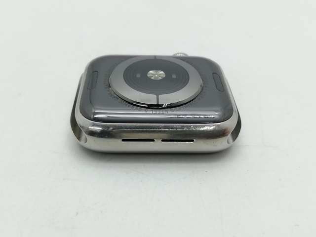 【中古】Apple Apple Watch Series4 Cellular 40粍 シルバーステンレスケース (ダンス楽隊皆無)【柏】言いはなつ継続期間１週【位置づけるC】