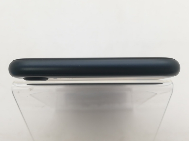 【中古】Apple 国内版 【SIMフリー】 iPhone SE（第3世代） 128GB ミッドナイト MMYF3J/A【柏】保証期間１ヶ月【ランクB】_2