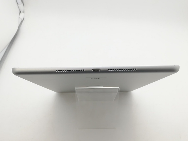 【中古】Apple 【Wi-Fi】 iPad（第9世代/2021） 64GB シルバー MK2L3J/A【柏】保証期間１ヶ月【ランクC】_4