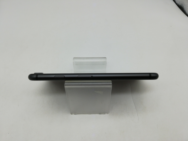 【中古】Apple 国内版 【SIMフリー】 iPhone 8 64GB スペースグレイ MQ782J/A【秋葉本店】保証期間１ヶ月【ランクB】_3