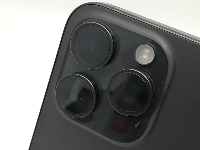 【中古】【赤ロム保証あり】Apple au 【SIMフリー】 iPhone 15 Pro Max 256GB ブラックチタニウム MU6P3J/A【柏】保証期間１ヶ月【ランクA】