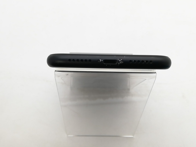 【中古】Apple docomo 【SIMロック解除済み】 iPhone XR 128GB ブラック MT0G2J/A【柏】保証期間１ヶ月【ランクB】