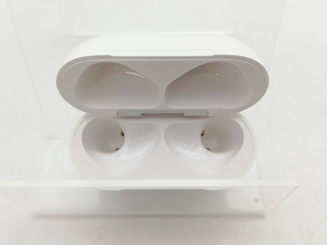 【中古】Apple AirPods 4 MXP63J/A【柏】保証期間１ヶ月_3