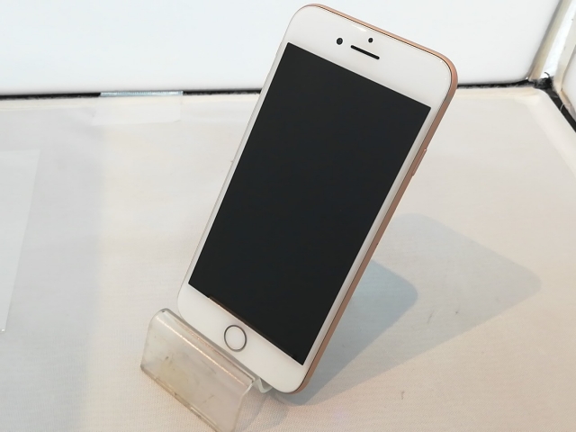 iPhone8 64GB GOLD docomo(simロック解除済み) Apple iPhone 8