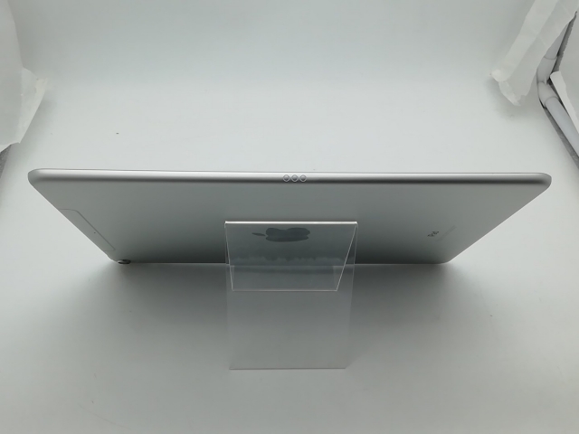 【中古】Apple docomo 【SIMロック解除済み】 10.5インチ iPad Pro（2017） 64GB シルバー MQF02J/A【津田沼】保証期間１ヶ月【ランクC】_5
